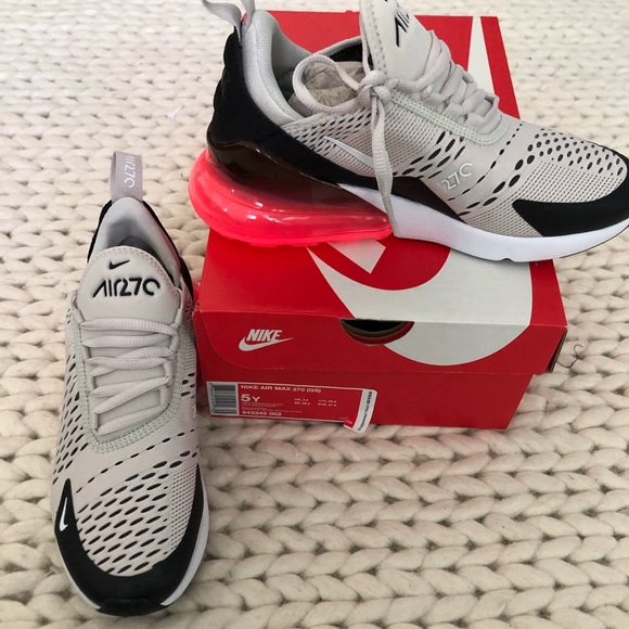 nike air max 270 junior white and red nike air max 270 junior white and red